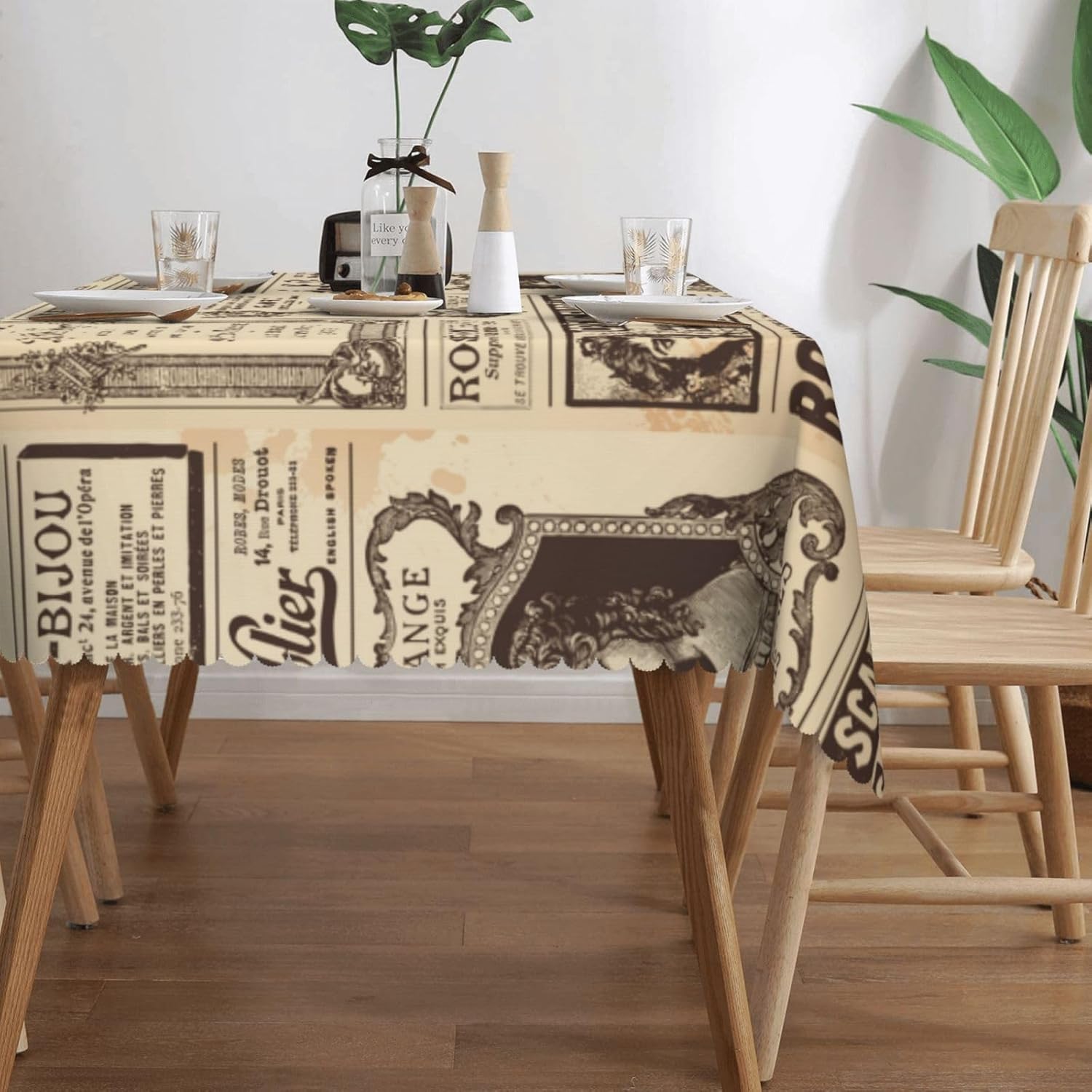 ヴィンテージパリフランス新聞テーブルクロス、ブラウンニュース - Home Textiles Paris のレビューと価格