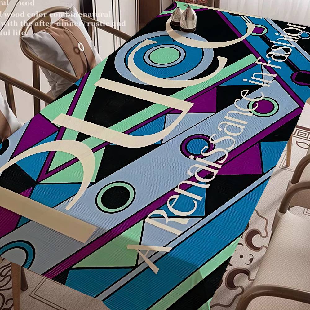 E-Emilios P-PucciS ロゴ ホームテーブルク - Home Textiles Today Logo のレビューと価格