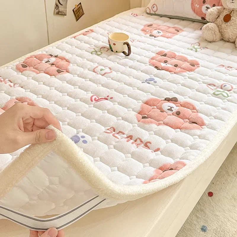 漫画プリントの暖かいベッドマットレス、超柔らかく心地よいミル - Home Textiles Super Soft のレビューと価格